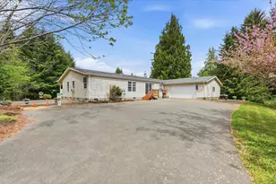 61513 Richmond Way, Coos Bay, OR 97420 - Photo 1
