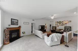 61513 Richmond Way, Coos Bay, OR 97420 - Photo 9