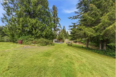 61513 Richmond Way, Coos Bay, OR 97420 - Photo 37