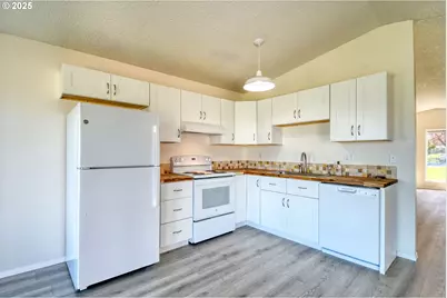 1209 SW Zeta Ct, Pendleton, OR 97801 - Photo 33