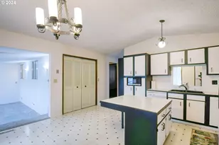 1209 SW Zeta Ct, Pendleton, OR 97801 - Photo 9