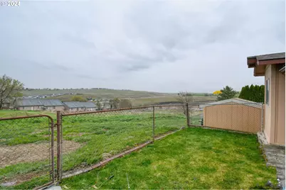 1209 SW Zeta Ct, Pendleton, OR 97801 - Photo 25