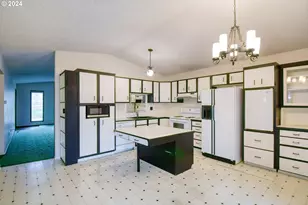 1209 SW Zeta Ct, Pendleton, OR 97801 - Photo 13