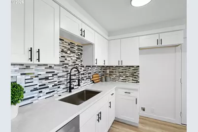 3308 E McLoughlin Blvd, Vancouver, WA 98661 - Photo 11