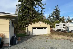 1627 Maple St, Myrtle Point, OR 97458 - Photo 3