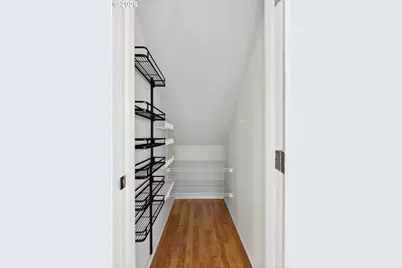 10330 SW Dunlin Pl, Beaverton, OR 97007 - Photo 11