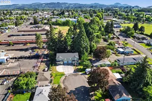 1671 Cooper St, Lebanon, OR 97355 - Photo 41