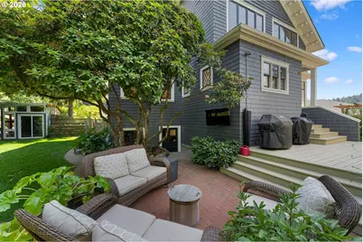 2127 SW Elm St, Portland, OR 97201 - Photo 29
