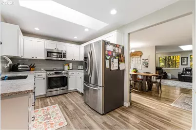 56220 SW Lee Falls Rd, Gaston, OR 97119 - Photo 5