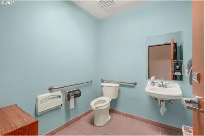 9407 NE Vancouver Mall Dr, Vancouver, WA 98662 - Photo 23