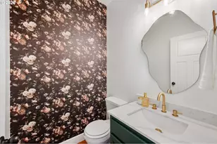 6507 NE 7th Ave, Portland, OR 97211 - Photo 9