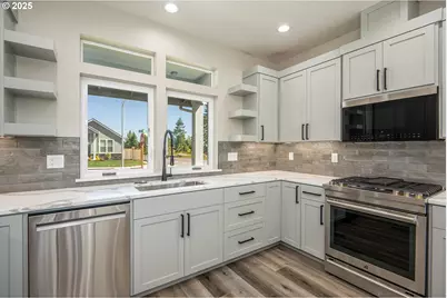 24934 Westfield Ave, Veneta, OR 97487 - Photo 17