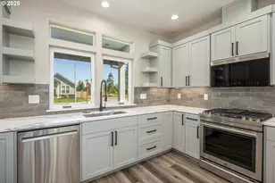 24934 Westfield Ave, Veneta, OR 97487 - Photo 17