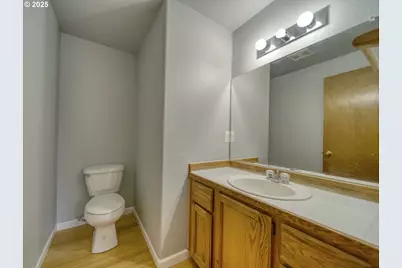 33298 SW Meadowbrook Dr, Scappoose, OR 97056 - Photo 9