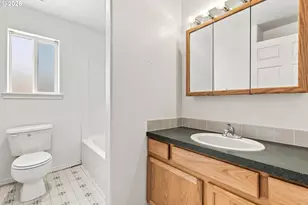 1228 SW Martin Ct, Hermiston, OR 97838 - Photo 15