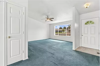 1228 SW Martin Ct, Hermiston, OR 97838 - Photo 7
