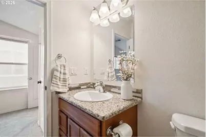 13546 SE Steele St, Portland, OR 97236 - Photo 31