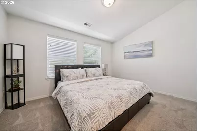 13546 SE Steele St, Portland, OR 97236 - Photo 17