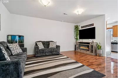 13546 SE Steele St, Portland, OR 97236 - Photo 5