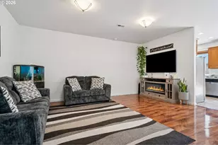 13546 SE Steele St, Portland, OR 97236 - Photo 5