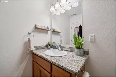 13546 SE Steele St, Portland, OR 97236 - Photo 19