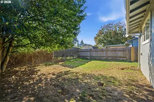 826 B St, Washougal, WA 98671 - Photo 23