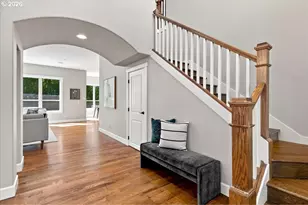 10766 NW Jordan Ln, Portland, OR 97210 - Photo 3