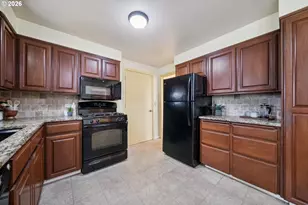 8545 N Bristol Ave, Portland, OR 97203 - Photo 13