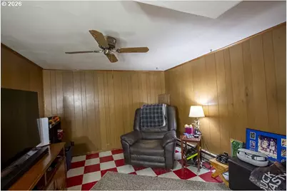 907 4th St, La Grande, OR 97850 - Photo 13