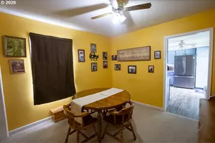 907 Fourth St, La Grande, OR 97850 - Photo 7