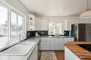 2153 NE 81st Ave, Portland, OR 97213 - Photo 15