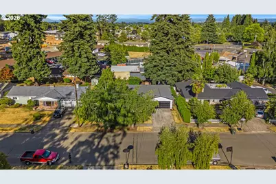 4888 38th Pl NE, Salem, OR 97305 - Photo 5
