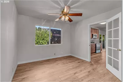 4888 38th Pl NE, Salem, OR 97305 - Photo 11
