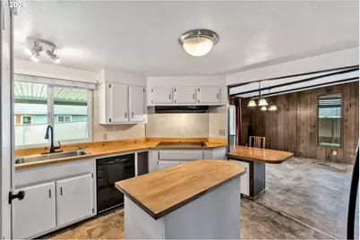 14012 SE Rupert Dr, Milwaukie, OR 97267 - Photo 13