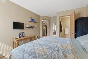 10660 SW Davies Rd, Beaverton, OR 97003 - Photo 17