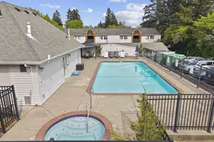 10660 SW Davies Rd, Beaverton, OR 97003 - Photo 33
