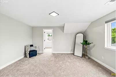 12647 SW Springwood Dr, Tigard, OR 97223 - Photo 37