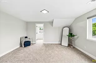 12647 SW Springwood Dr, Tigard, OR 97223 - Photo 37