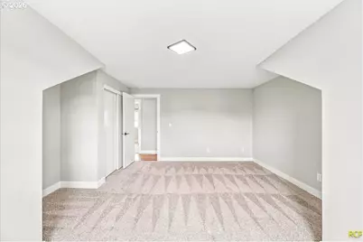 12647 SW Springwood Dr, Tigard, OR 97223 - Photo 29