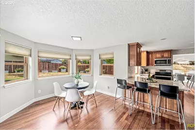 12647 SW Springwood Dr, Tigard, OR 97223 - Photo 11