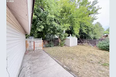 104 Pioneer Place, Lakeview, OR 97630 - Photo 15