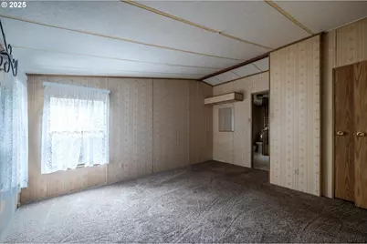 1445 Village Pines Ave, Coos Bay, OR 97420 - Photo 11