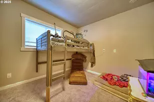 385 N 6th St, Saint Helens, OR 97051 - Photo 19