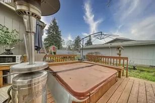 385 N 6th St, Saint Helens, OR 97051 - Photo 17