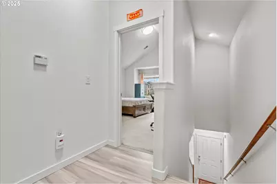 2590 NW 2nd Ter, Gresham, OR 97030 - Photo 17