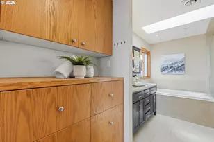 2935 NW Thurman St, Portland, OR 97210 - Photo 29