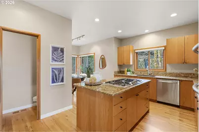 2935 NW Thurman St, Portland, OR 97210 - Photo 13