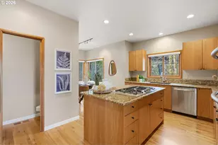 2935 NW Thurman St, Portland, OR 97210 - Photo 13