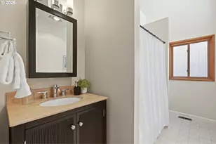 2935 NW Thurman St, Portland, OR 97210 - Photo 35