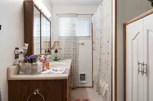 11726 SE Oak St, Portland, OR 97216 - Photo 23